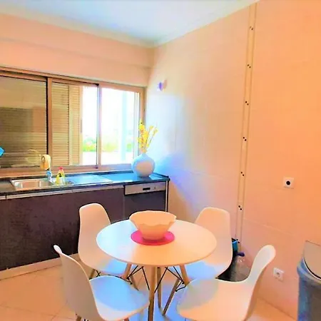 In The Center Of With Swimming Pool And Garage Tavira
