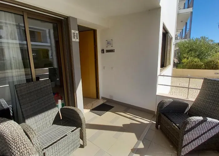 Appartement In The Center Of With Swimming Pool And Garage Tavira