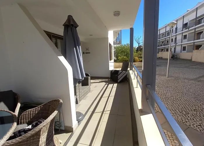 In The Center Of With Swimming Pool And Garage * Tavira